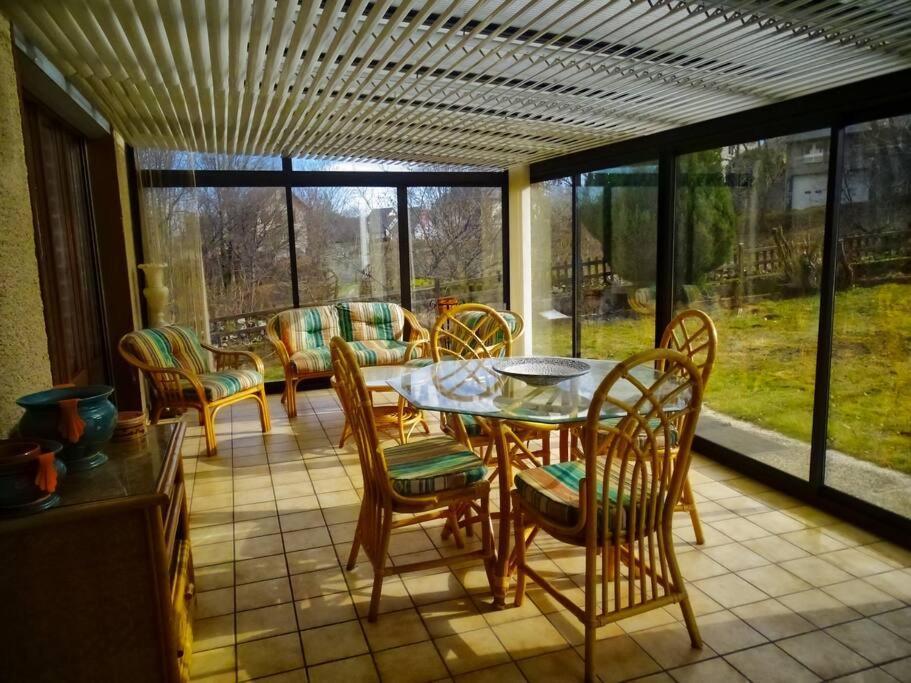 Maison A Louer Бес-э-Сент-Анастез Экстерьер фото